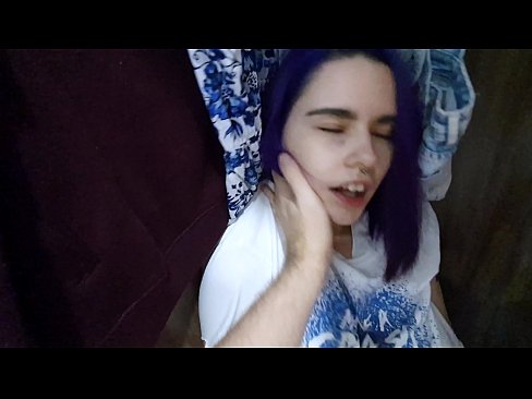 ❤️ Leidsin oma õe kapist ja aitasin tal cumida Pornovideo at et.nullscripts.top ﹏